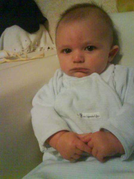 et non je souri pas tout le temps!