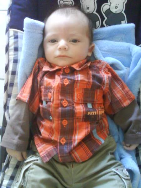 il manque plus que le chapeau de cow boy!